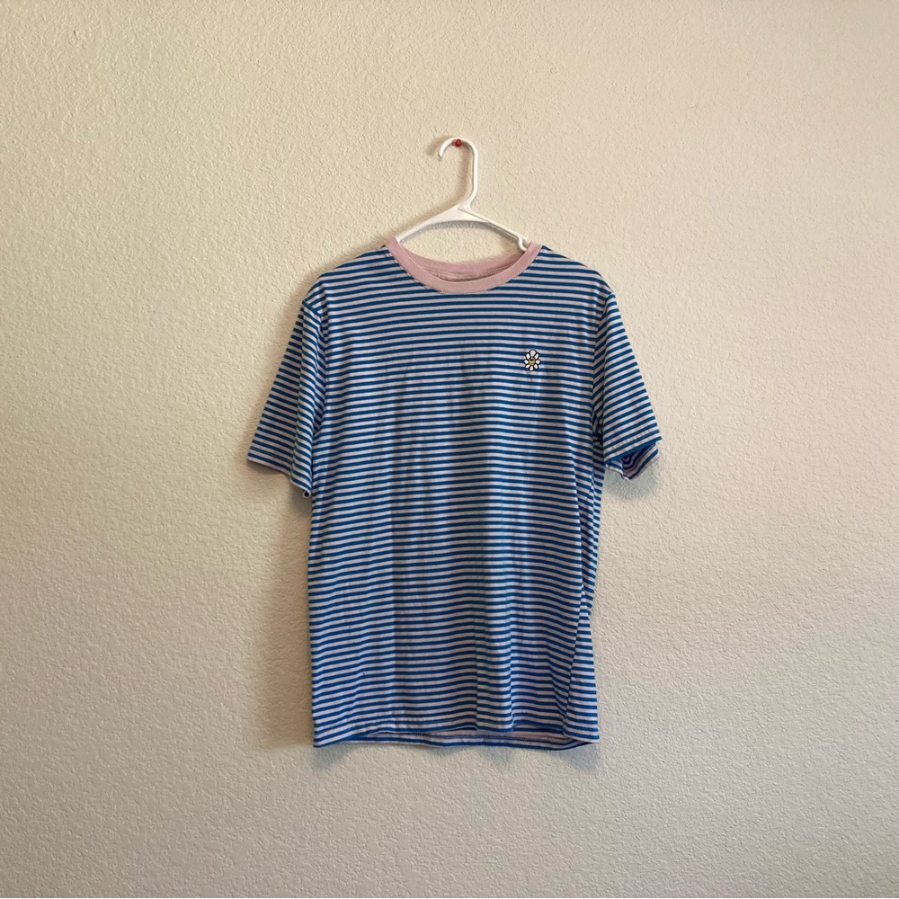 ALAB (ZUMIEZ) pink and blue stripped short sleeve shirt